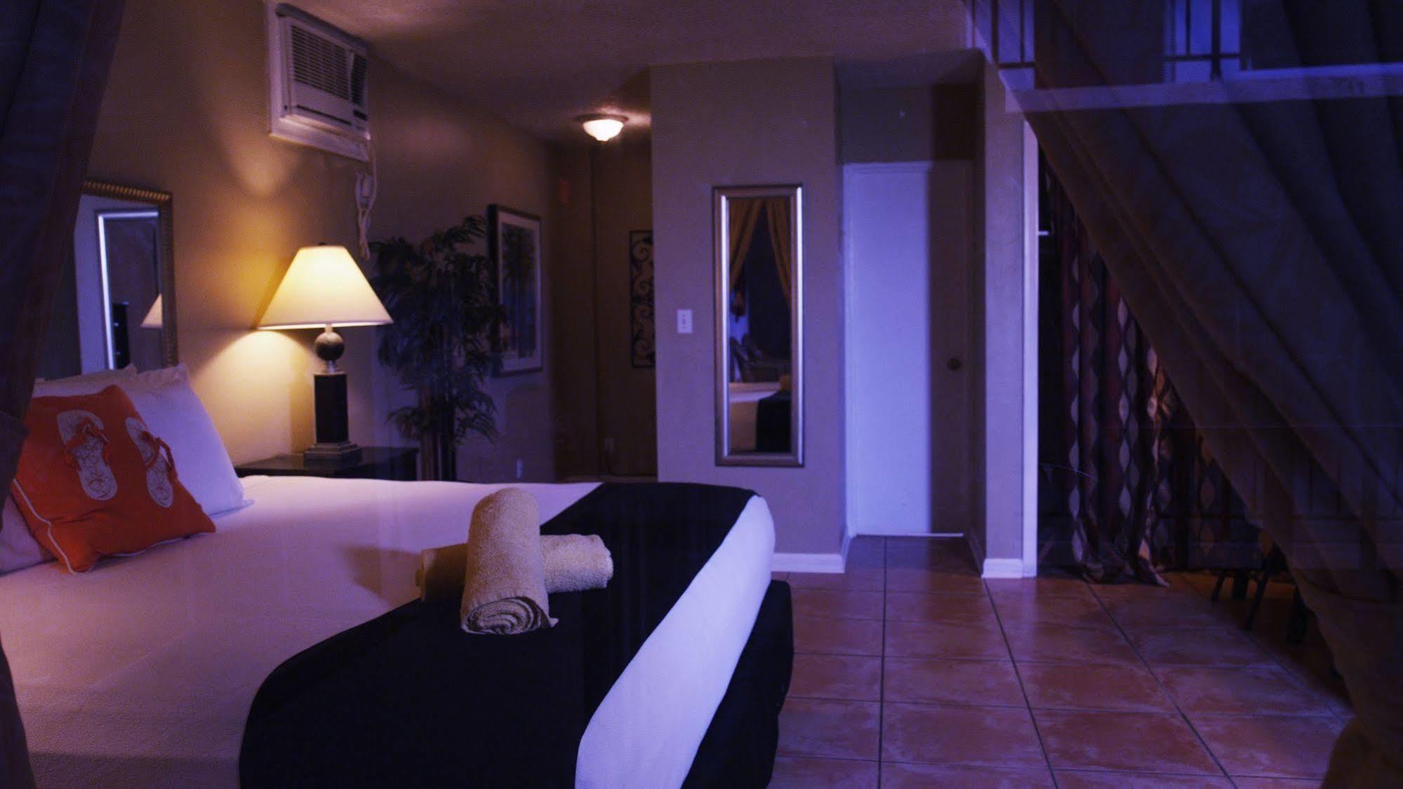 Rooftop Resort - Clothing Optional - Adult Only Hollywood Bagian luar foto